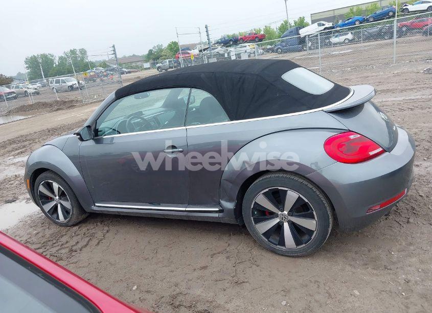 Photo 14 of 2013 Volkswagen Beetle 2.0T (VIN 3VW8T7AT8DM832682)