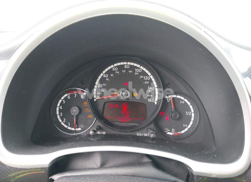 Photo 15 of 2013 Volkswagen Beetle 2.0T (VIN 3VW8T7AT8DM832682)