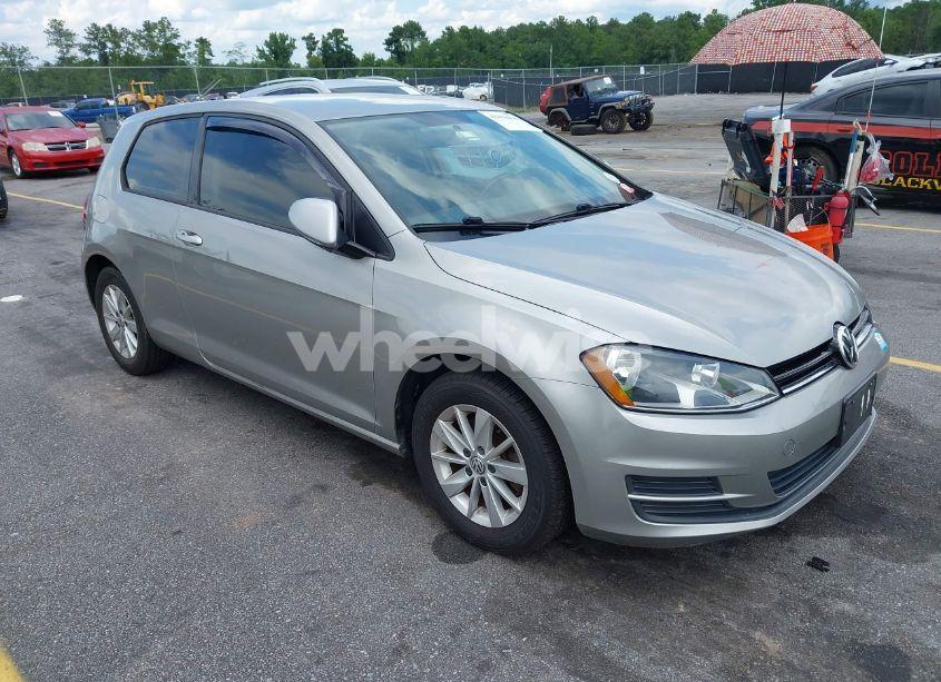 2015 Volkswagen Golf TSI S 2-DOOR (VIN 3VW917AU4FM062664) main photo