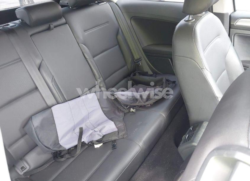 Photo 8 of 2015 Volkswagen Golf TSI S 2-DOOR (VIN 3VW917AU4FM062664)