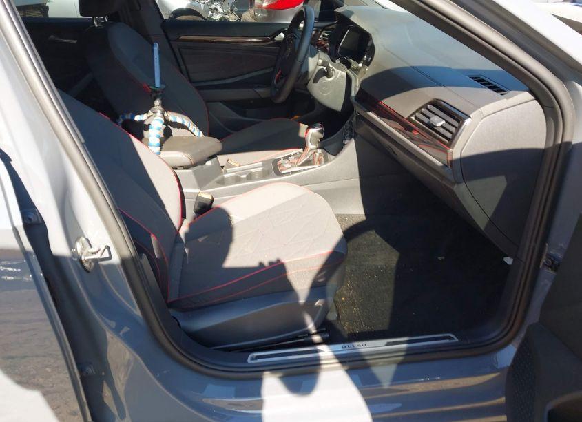 Photo 5 of 2024 Volkswagen Jetta GLI 40TH ANNIVERSARY EDITION (VIN 3VW9T7BU7RM027601)