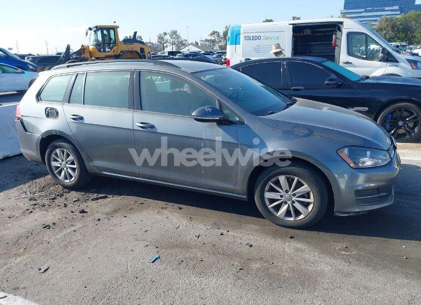 Photo 13 of 2015 Volkswagen Golf SPORTWAGEN TSI S 4-DOOR (VIN 3VWA17AU7FM505032)