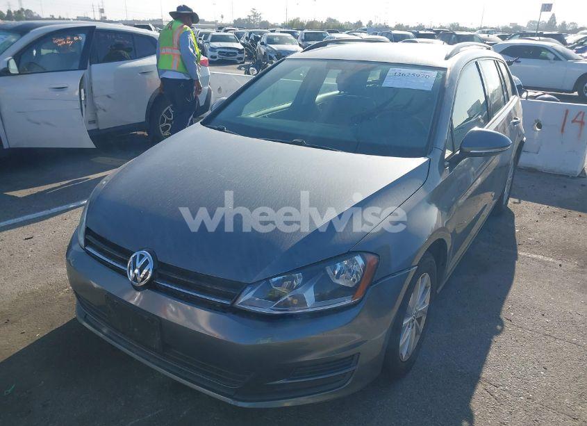 Photo 2 of 2015 Volkswagen Golf SPORTWAGEN TSI S 4-DOOR (VIN 3VWA17AU7FM505032)