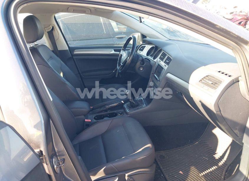 Photo 5 of 2015 Volkswagen Golf SPORTWAGEN TSI S 4-DOOR (VIN 3VWA17AU7FM505032)