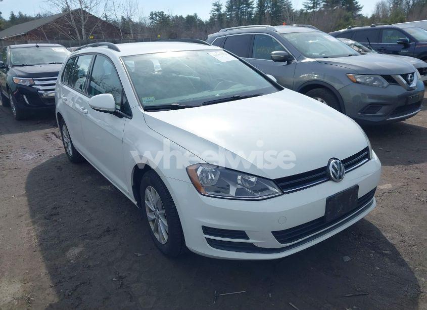 2017 Volkswagen Golf SPORTWAGEN TSI S (VIN 3VWA17AUXHM500846) main photo