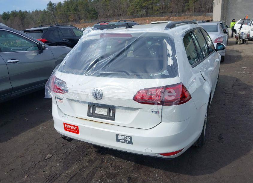 Photo 16 of 2017 Volkswagen Golf SPORTWAGEN TSI S (VIN 3VWA17AUXHM500846)