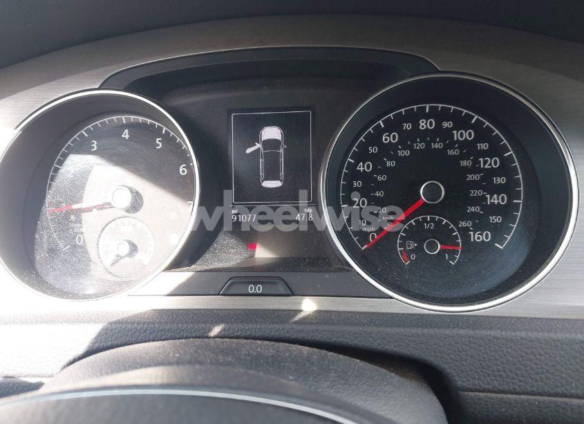 Photo 7 of 2017 Volkswagen Golf SPORTWAGEN TSI S (VIN 3VWA17AUXHM500846)