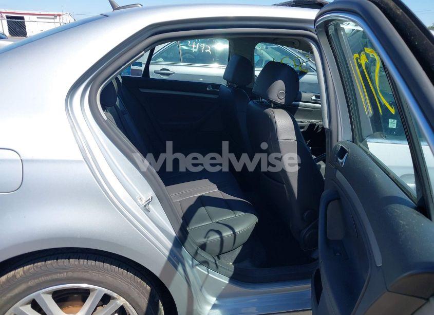 Photo 8 of 2006 Volkswagen Jetta 2.0T (VIN 3VWAJ71K36M650289)