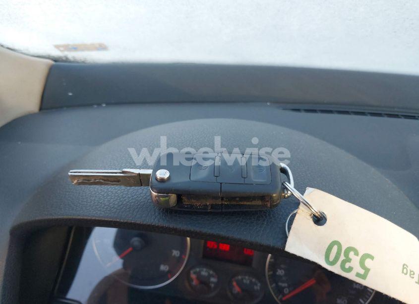 Photo 11 of 2007 Volkswagen Jetta 2.0T (VIN 3VWAJ71K37M056920)