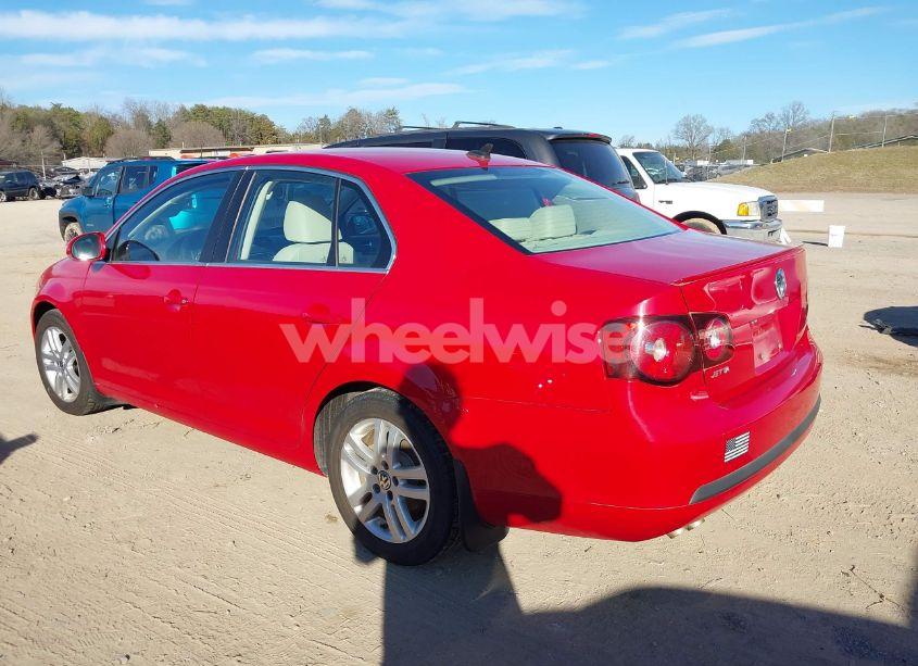 Photo 3 of 2010 Volkswagen Jetta TDI (VIN 3VWAL7AJ6AM180415)