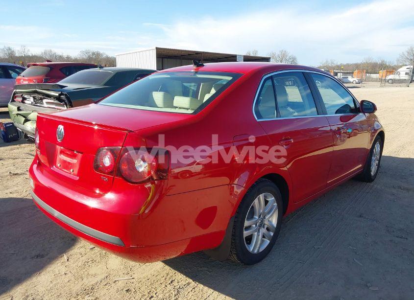 Photo 4 of 2010 Volkswagen Jetta TDI (VIN 3VWAL7AJ6AM180415)