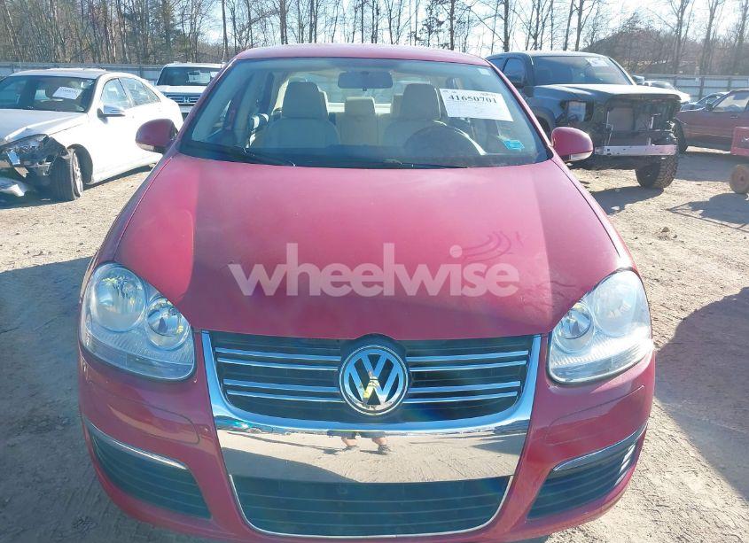 Photo 6 of 2010 Volkswagen Jetta TDI (VIN 3VWAL7AJ6AM180415)
