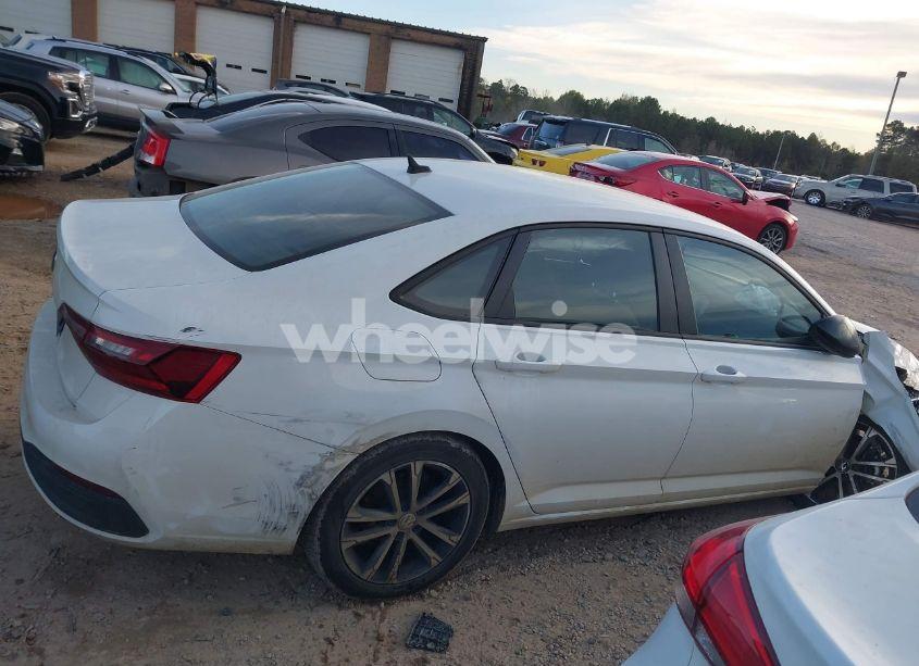 Photo 13 of 2022 Volkswagen Jetta 1.5T SPORT (VIN 3VWAM7BU3NM009164)