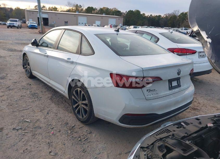 Photo 3 of 2022 Volkswagen Jetta 1.5T SPORT (VIN 3VWAM7BU3NM009164)