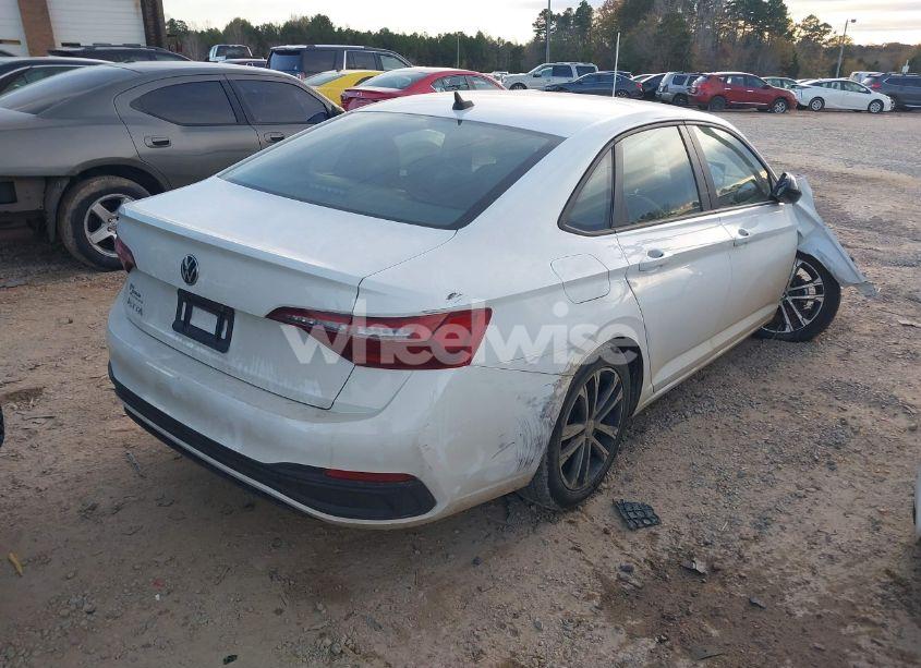 Photo 4 of 2022 Volkswagen Jetta 1.5T SPORT (VIN 3VWAM7BU3NM009164)