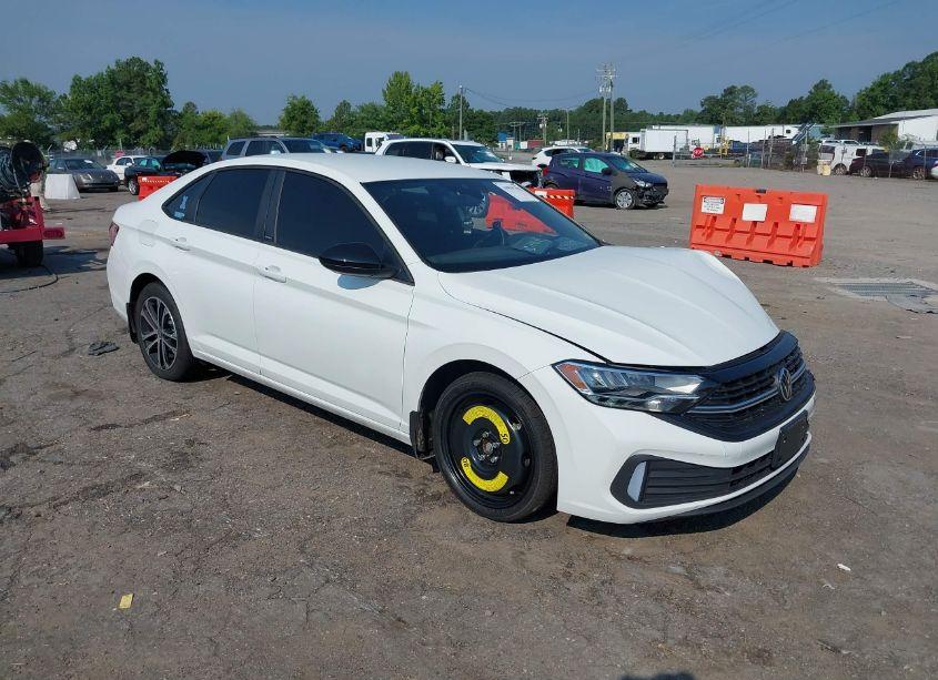 2024 Volkswagen Jetta 1.5T SPORT (VIN 3VWAM7BU8RM044143) main photo