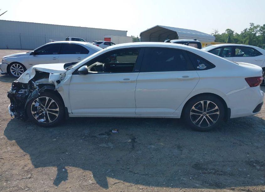 Photo 14 of 2024 Volkswagen Jetta 1.5T SPORT (VIN 3VWAM7BU8RM044143)