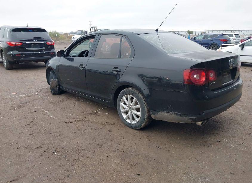 Photo 3 of 2010 Volkswagen Jetta LIMITED EDITION (VIN 3VWAX7AJ4AM109959)