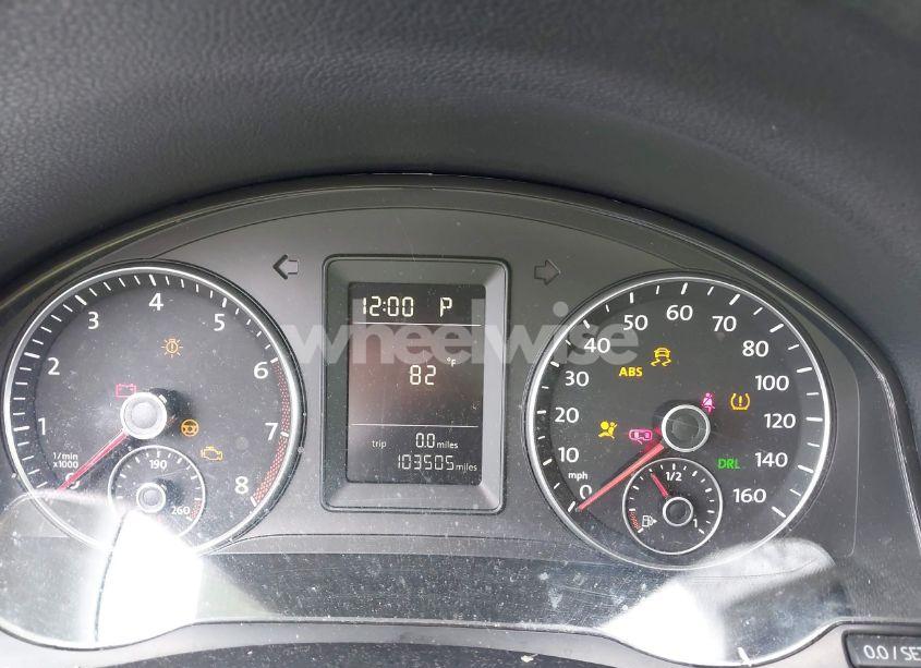 Photo 7 of 2010 Volkswagen Jetta LIMITED EDITION (VIN 3VWAX7AJ8AM091384)