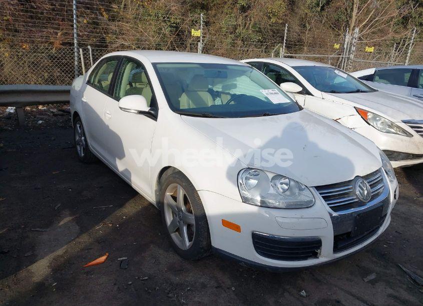 2010 Volkswagen Jetta LIMITED EDITION (VIN 3VWAZ7AJ5AM096696) main photo