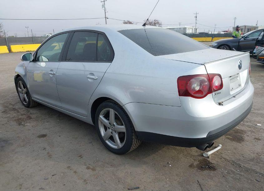 Photo 3 of 2010 Volkswagen Jetta LIMITED EDITION (VIN 3VWAZ7AJ5AM117806)