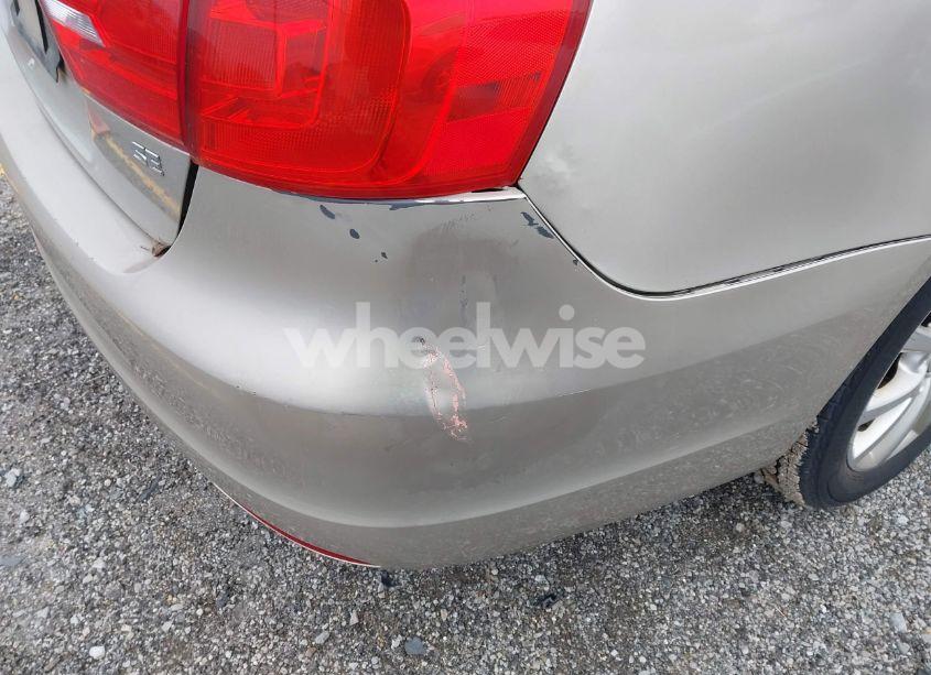 Photo 6 of 2014 Volkswagen Jetta 1.8T SE (VIN 3VWB07AJ3EM204625)