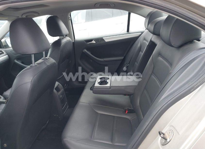 Photo 8 of 2014 Volkswagen Jetta 1.8T SE (VIN 3VWB07AJ3EM204625)
