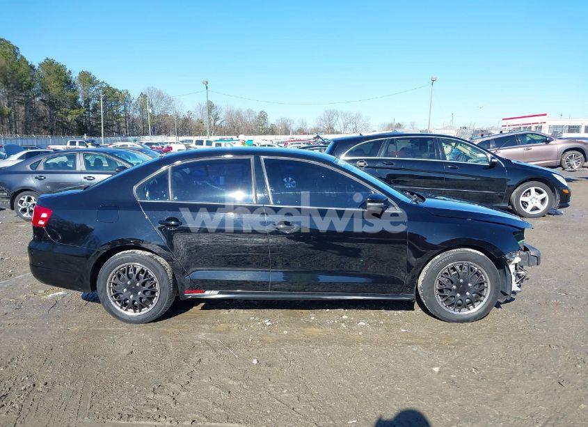 Photo 14 of 2014 Volkswagen Jetta 1.8T SE (VIN 3VWB07AJ4EM332601)