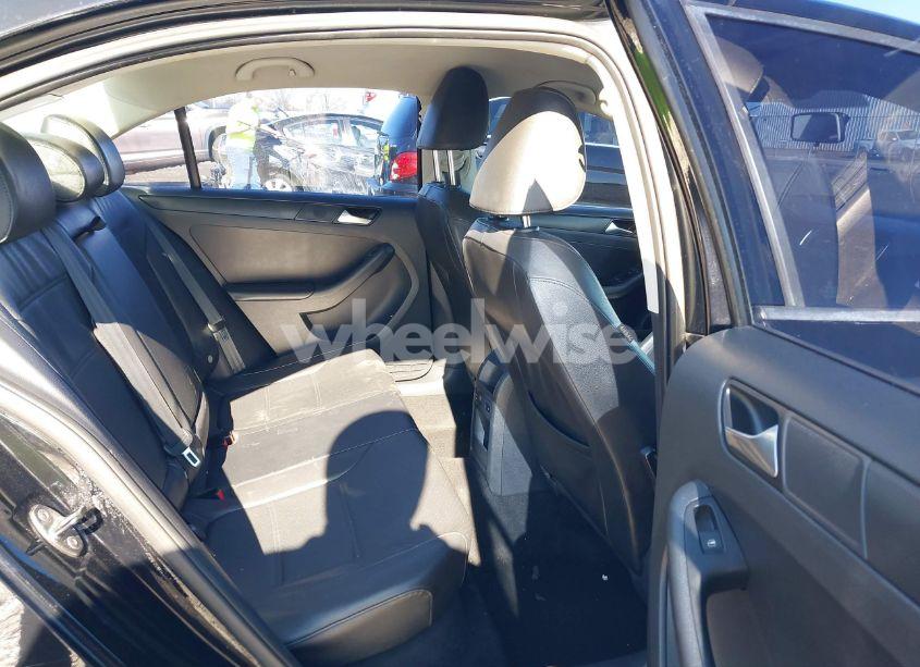 Photo 8 of 2014 Volkswagen Jetta 1.8T SE (VIN 3VWB07AJ4EM332601)