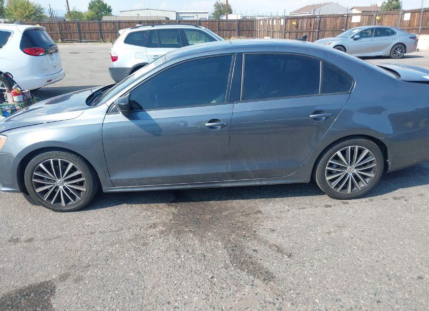 Photo 14 of 2016 Volkswagen Jetta 1.8T SPORT (VIN 3VWB17AJ0GM241017)