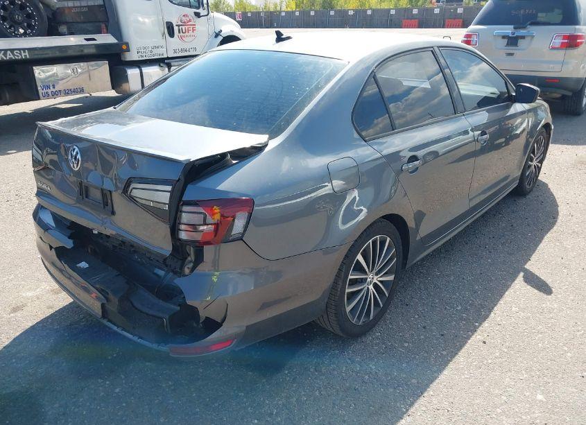Photo 4 of 2016 Volkswagen Jetta 1.8T SPORT (VIN 3VWB17AJ0GM241017)