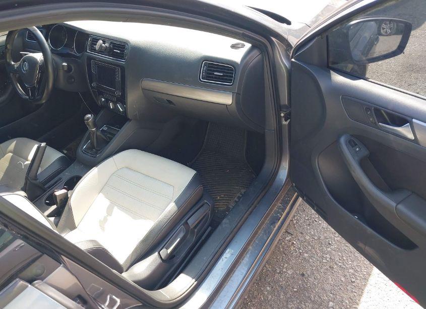 Photo 5 of 2016 Volkswagen Jetta 1.8T SPORT (VIN 3VWB17AJ0GM241017)