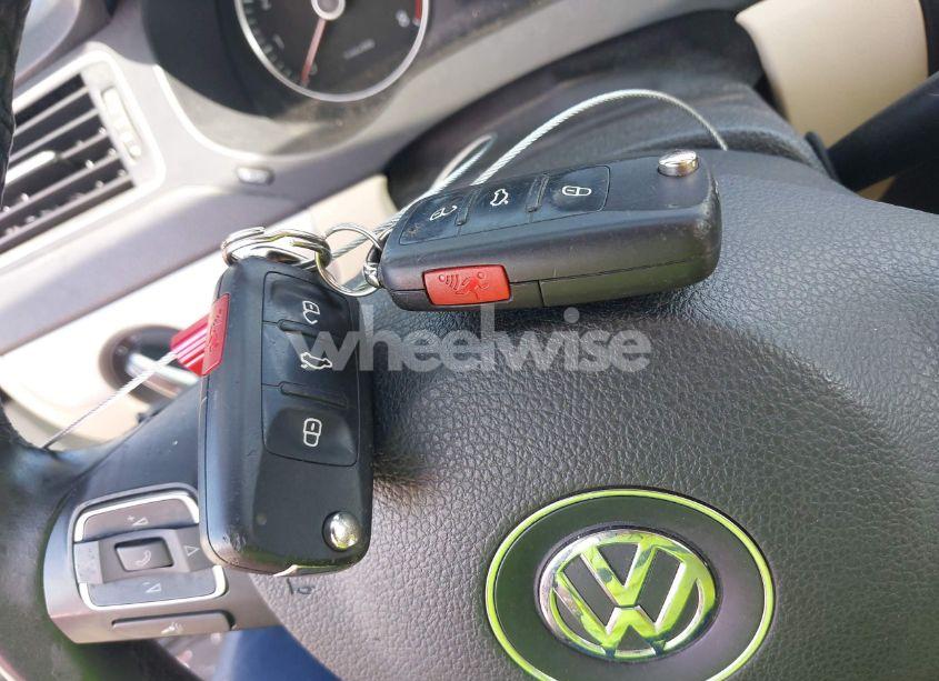 Photo 11 of 2014 Volkswagen Jetta 1.8T SE (VIN 3VWB17AJ1EM205995)