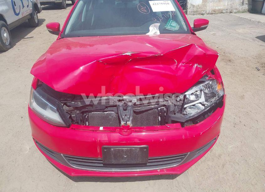 Photo 6 of 2014 Volkswagen Jetta 1.8T SE (VIN 3VWB17AJ1EM441689)