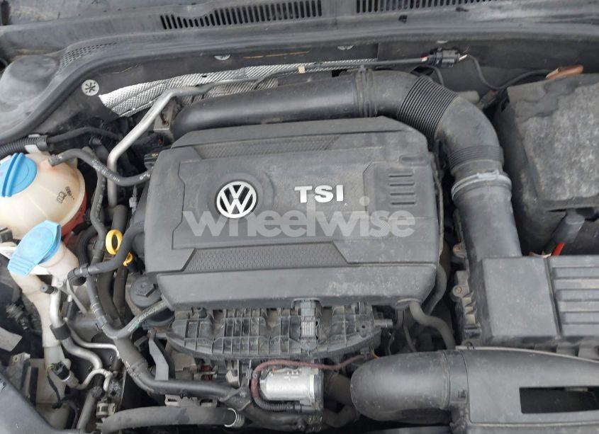 Photo 10 of 2016 Volkswagen Jetta 1.8T SPORT (VIN 3VWB17AJ2GM347940)