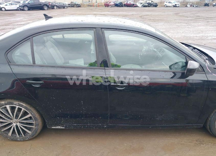 Photo 13 of 2016 Volkswagen Jetta 1.8T SPORT (VIN 3VWB17AJ2GM347940)