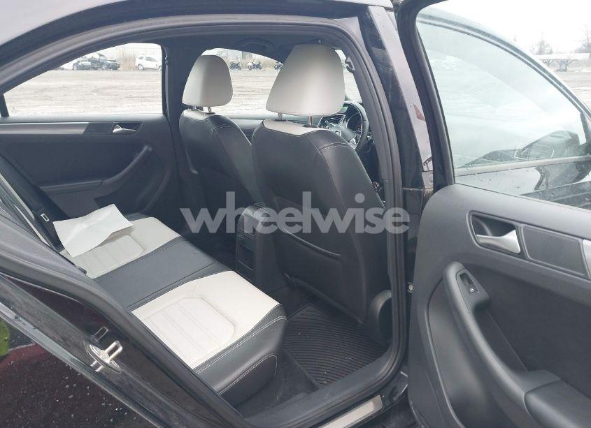 Photo 8 of 2016 Volkswagen Jetta 1.8T SPORT (VIN 3VWB17AJ2GM347940)