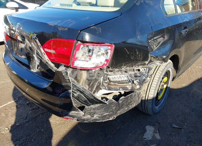 Photo 6 of 2014 Volkswagen Jetta SE (VIN 3VWB17AJ3EM385822)