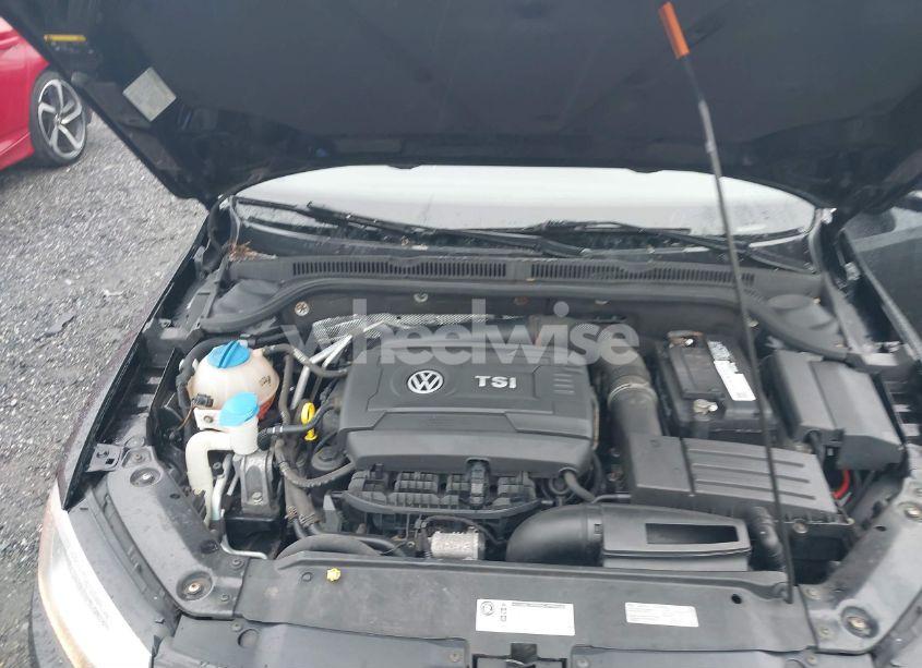 Photo 10 of 2014 Volkswagen Jetta 1.8T SE (VIN 3VWB17AJ3EM434808)