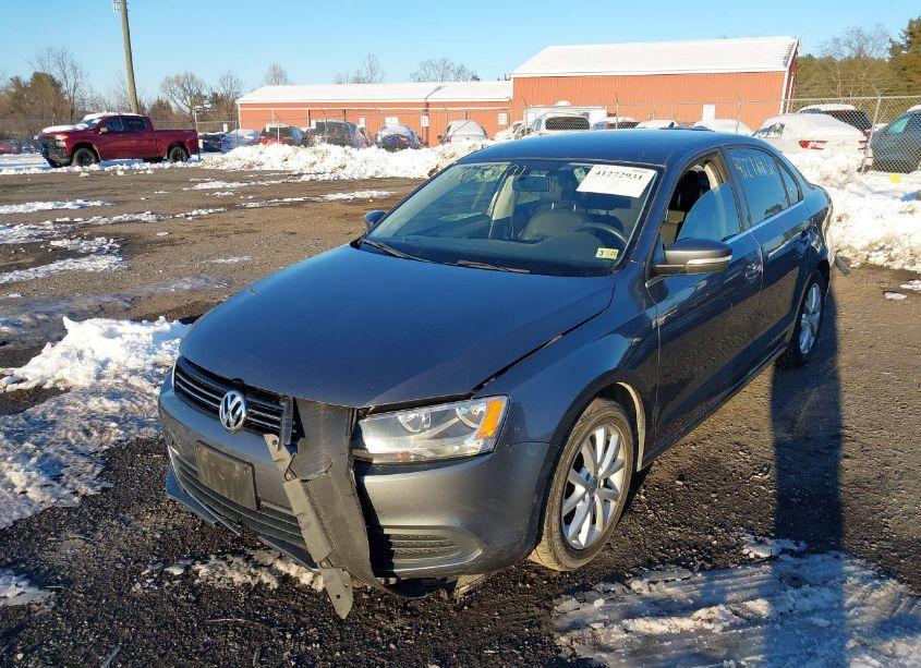Photo 6 of 2014 Volkswagen Jetta 1.8T SE (VIN 3VWB17AJ4EM221320)