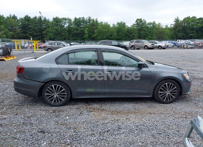 Photo 13 of 2016 Volkswagen Jetta 1.8T SPORT (VIN 3VWB17AJ4GM393205)