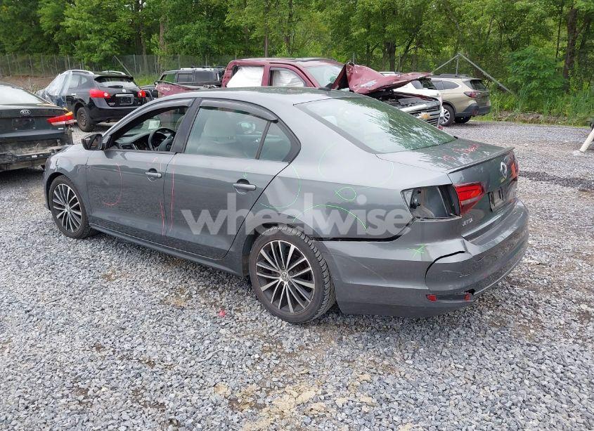 Photo 3 of 2016 Volkswagen Jetta 1.8T SPORT (VIN 3VWB17AJ4GM393205)