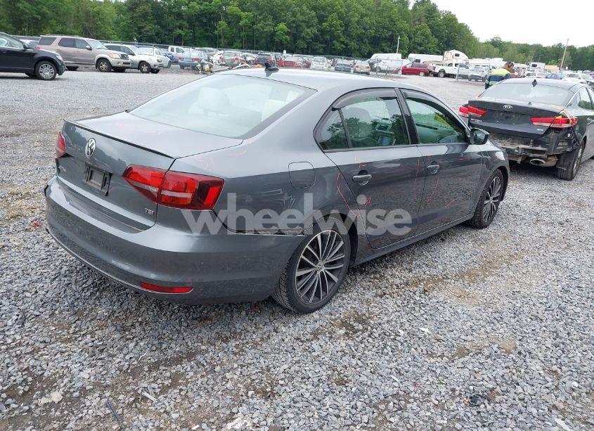 Photo 4 of 2016 Volkswagen Jetta 1.8T SPORT (VIN 3VWB17AJ4GM393205)