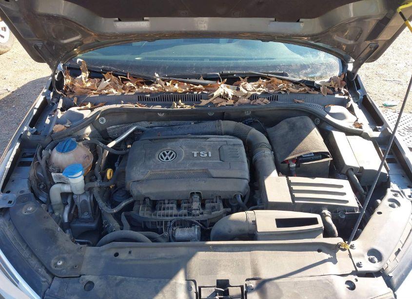 Photo 10 of 2016 Volkswagen Jetta 1.8T SPORT (VIN 3VWB17AJ4GM393284)