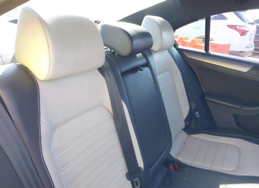 Photo 8 of 2016 Volkswagen Jetta 1.8T SPORT (VIN 3VWB17AJ4GM393284)