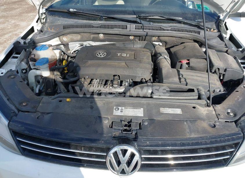 Photo 10 of 2014 Volkswagen Jetta 1.8T SE (VIN 3VWB17AJ8EM422931)