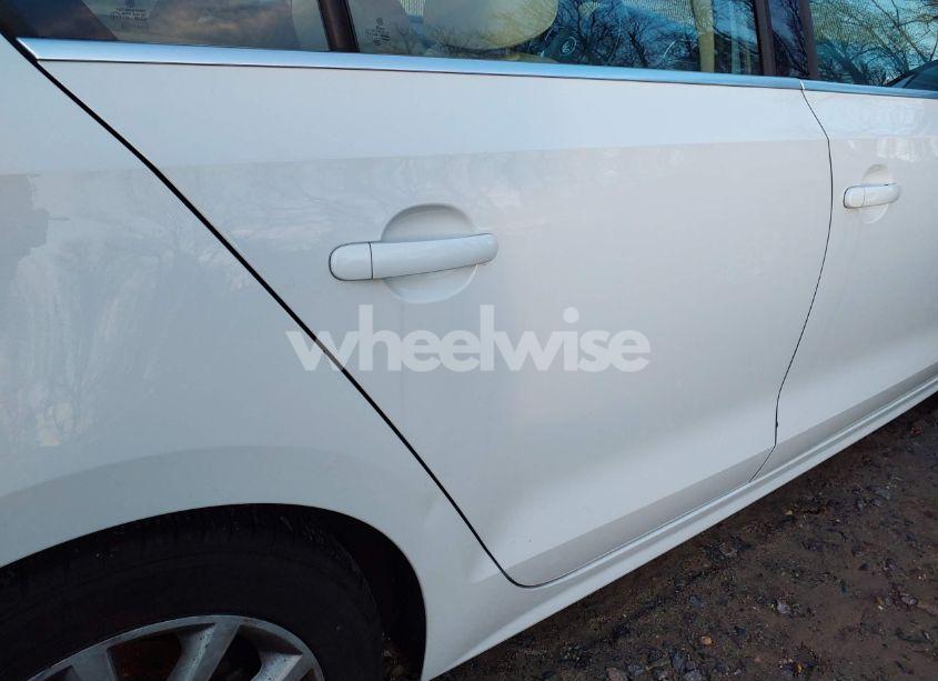 Photo 13 of 2014 Volkswagen Jetta 1.8T SE (VIN 3VWB17AJ8EM422931)