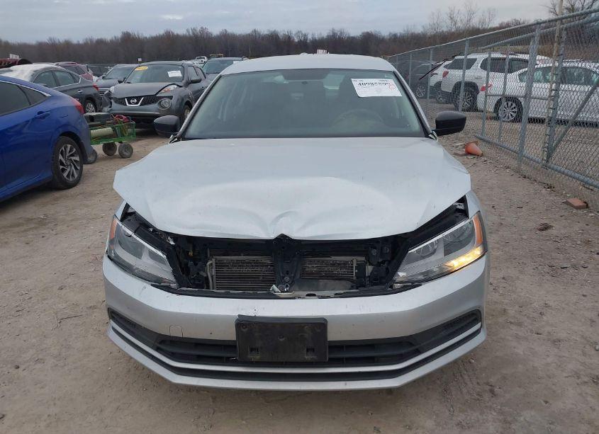 Photo 6 of 2015 Volkswagen Jetta 1.8T SE (VIN 3VWB17AJ8FM425491)