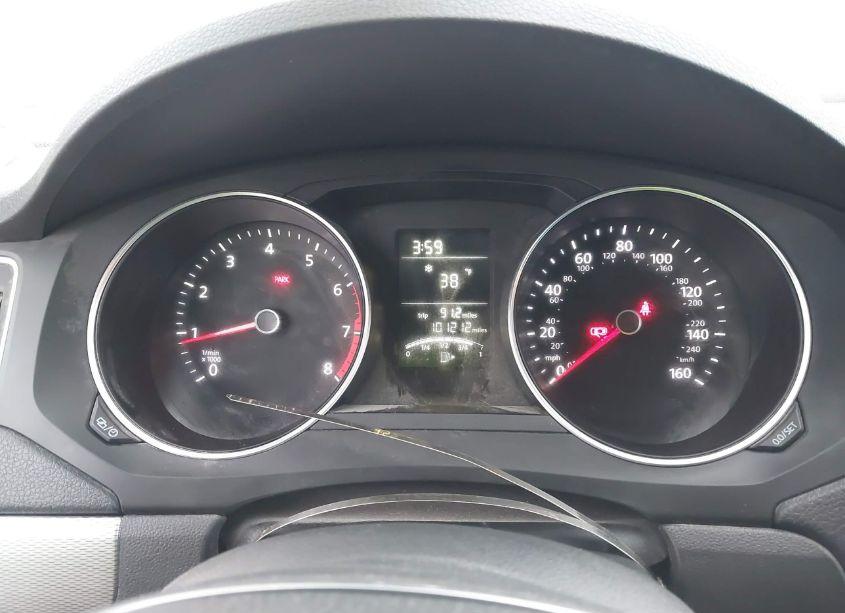 Photo 7 of 2015 Volkswagen Jetta 1.8T SE (VIN 3VWB17AJ8FM425491)