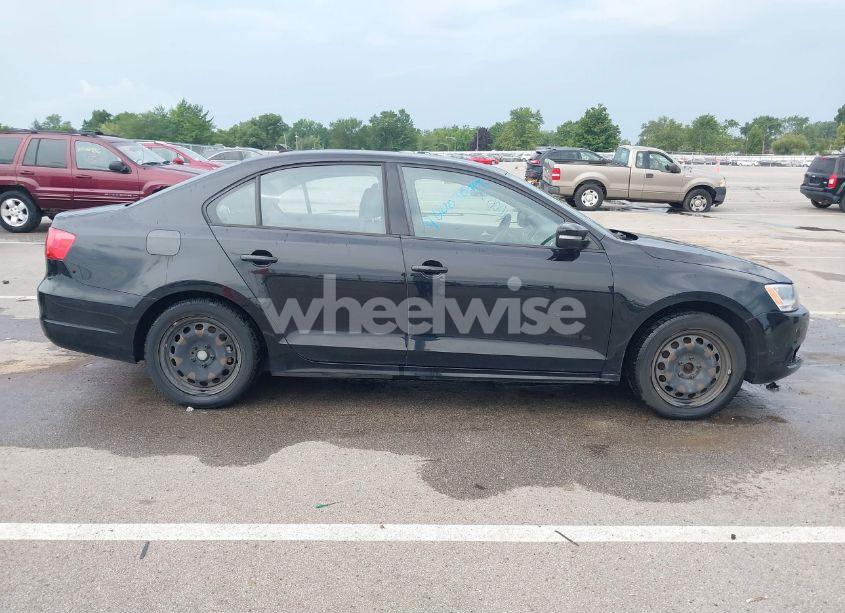 Photo 13 of 2014 Volkswagen Jetta 1.8T SE (VIN 3VWB17AJ9EM435378)